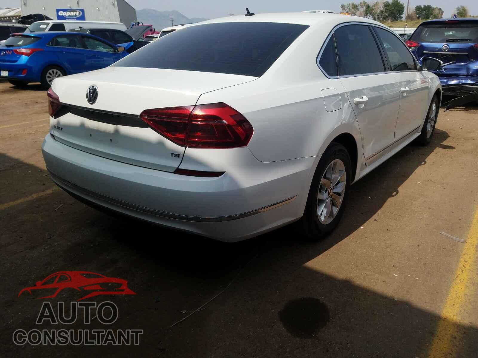 VOLKSWAGEN PASSAT 2017 - 1VWAT7A39HC026679
