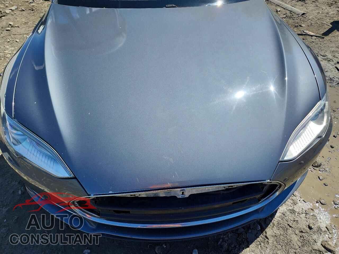 TESLA MODEL S 2013 - 5YJSA1CN3DFP03442