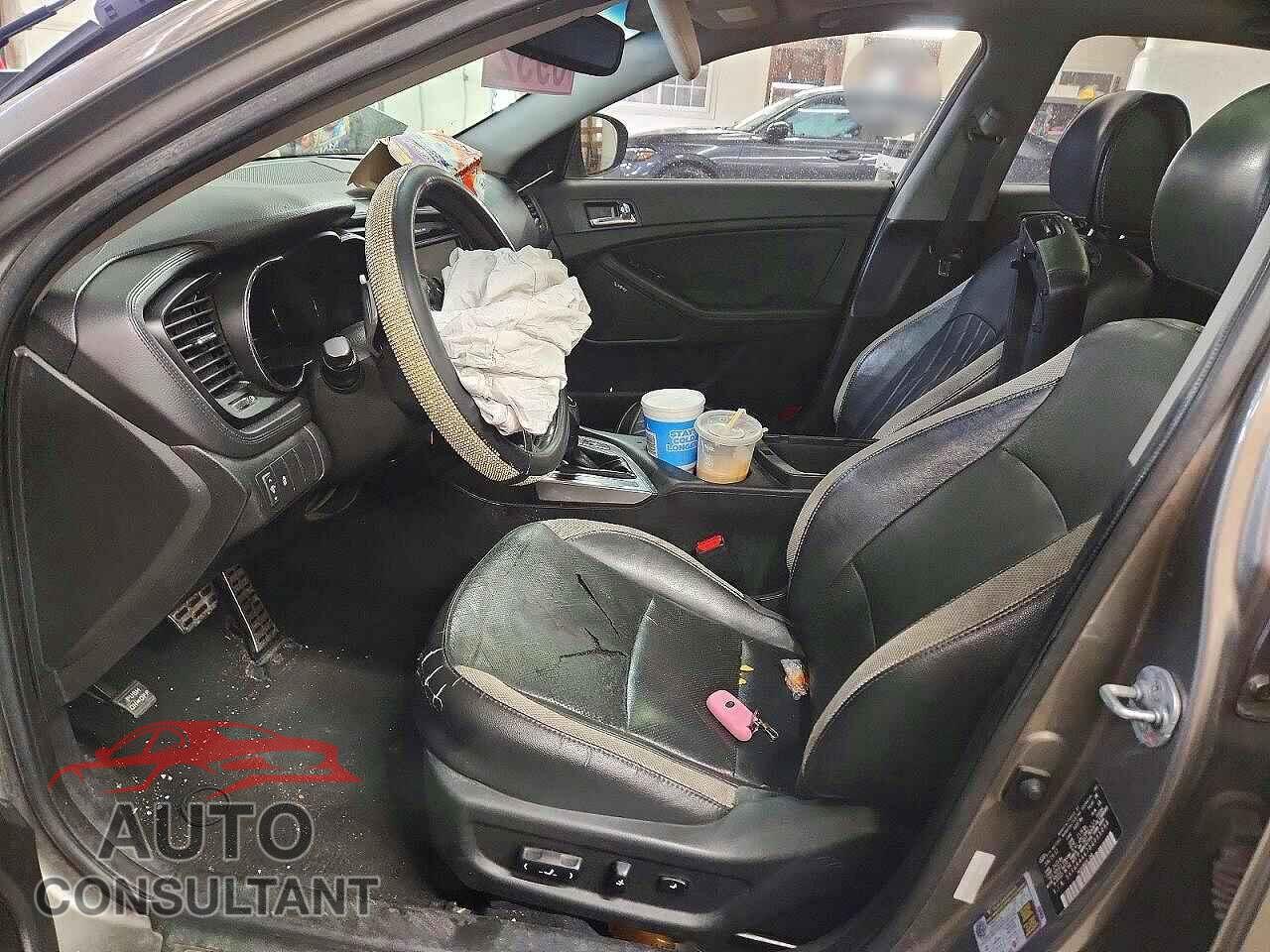 KIA OPTIMA 2013 - 5XXGR4A67DG093098