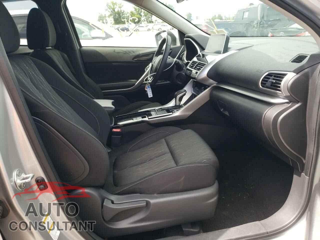 MITSUBISHI ECLIPSE 2019 - JA4AT5AA9KZ008588