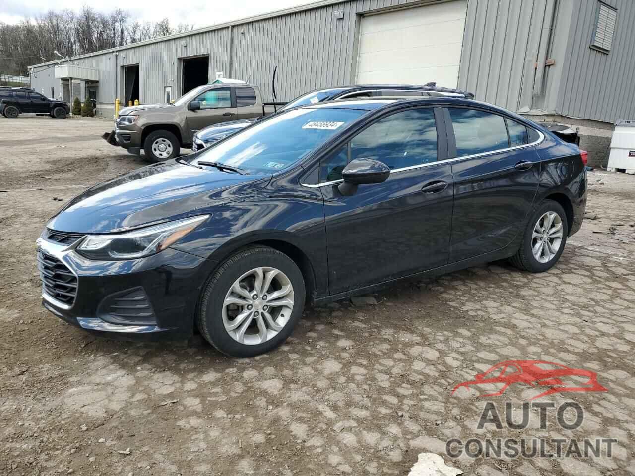 CHEVROLET CRUZE 2019 - 1G1BE5SM3K7145513