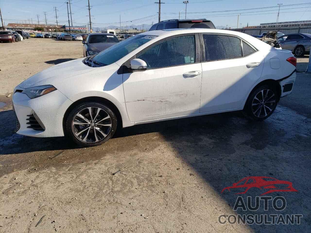 TOYOTA COROLLA 2018 - 5YFBURHE2JP816832