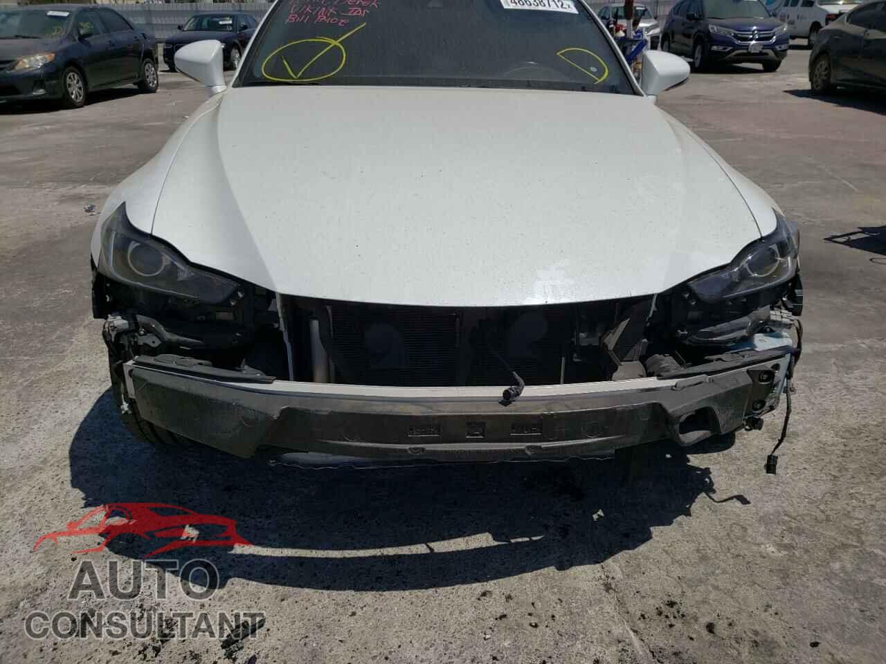 LEXUS IS 2017 - JTHBA1D22H5051245