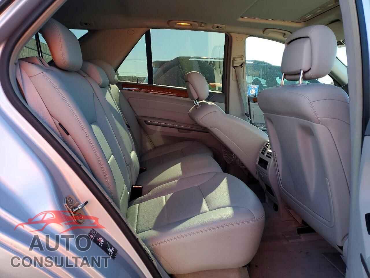 MERCEDES-BENZ M-CLASS 2009 - 4JGBB86E69A477670