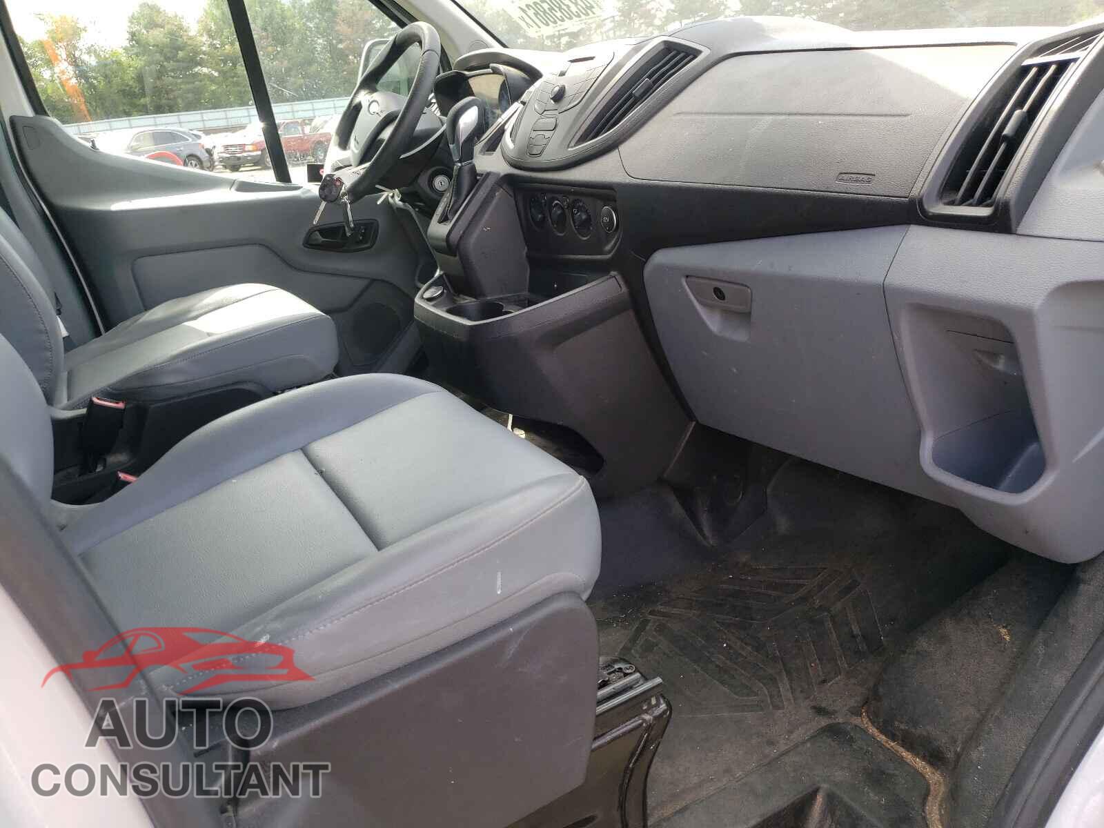 FORD TRANSIT CO 2018 - 1FTBW2YM2JKB04893