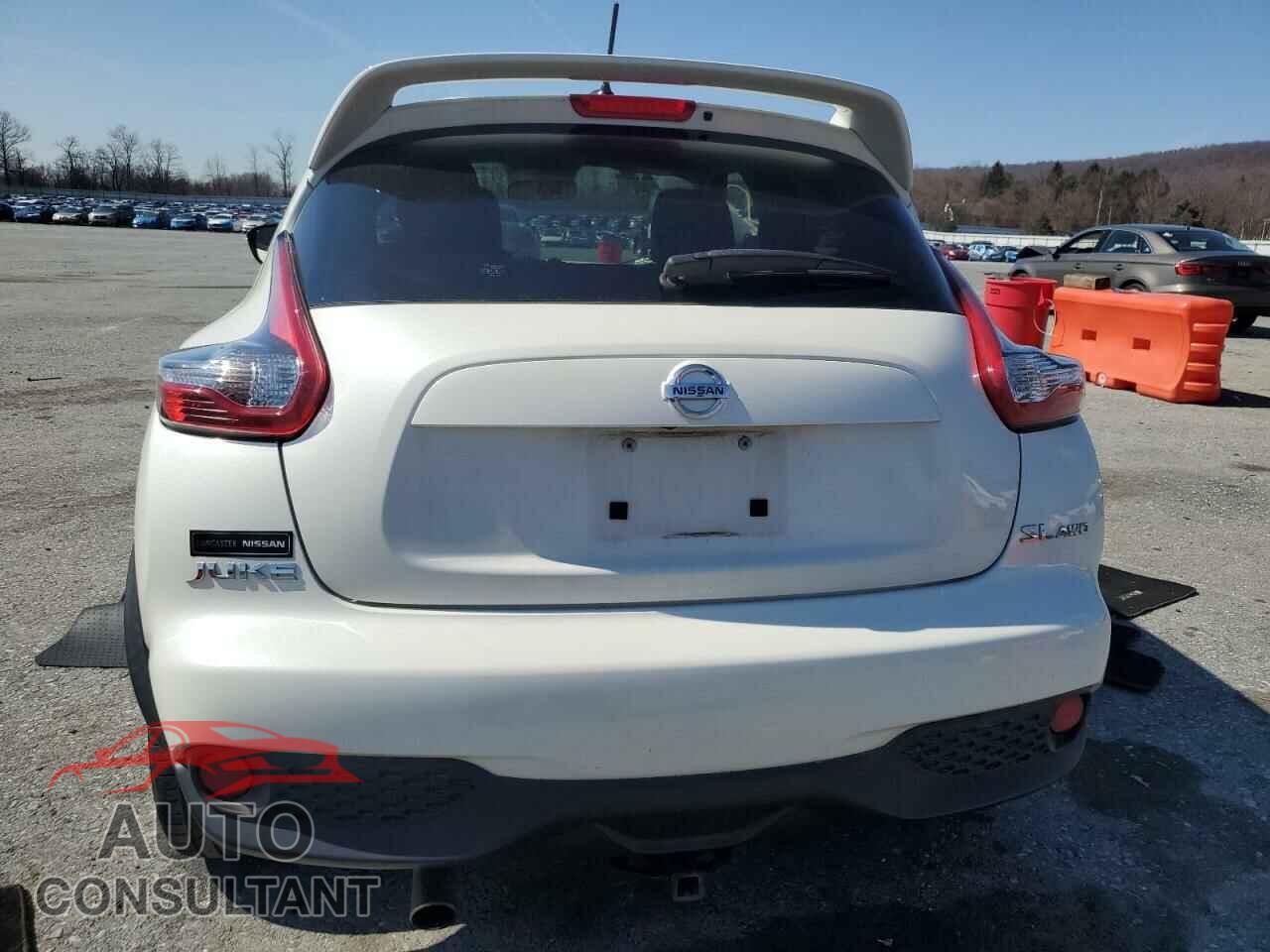 NISSAN JUKE 2015 - JN8AF5MV2FT555808