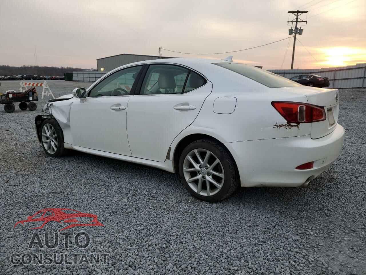 LEXUS IS 2011 - JTHCF5C27B5046290