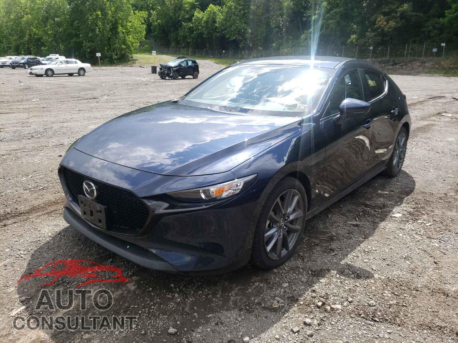 MAZDA 3 2019 - JM1BPBJM2K1138993