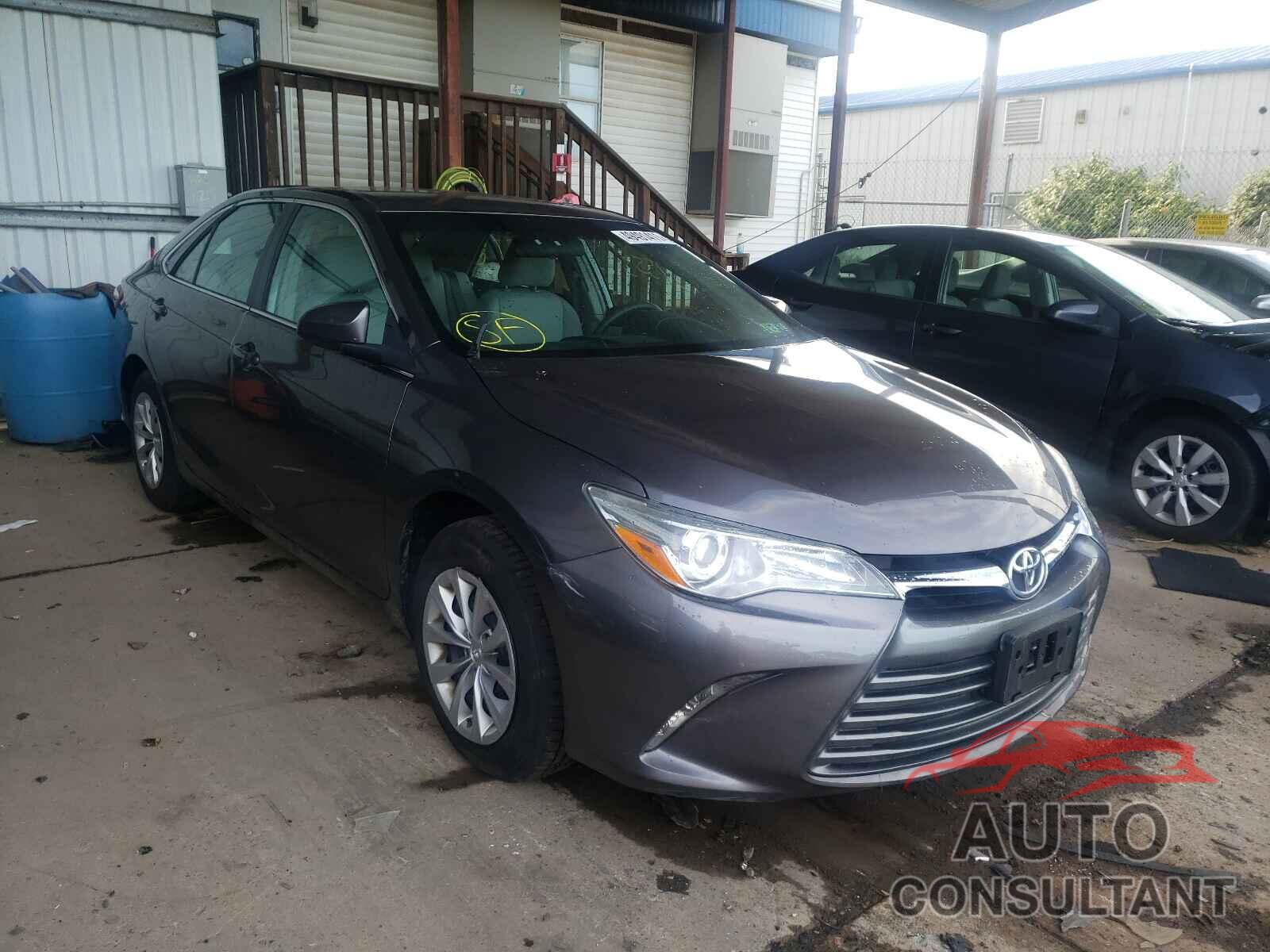TOYOTA CAMRY 2016 - 4T4BF1FK2GR556241