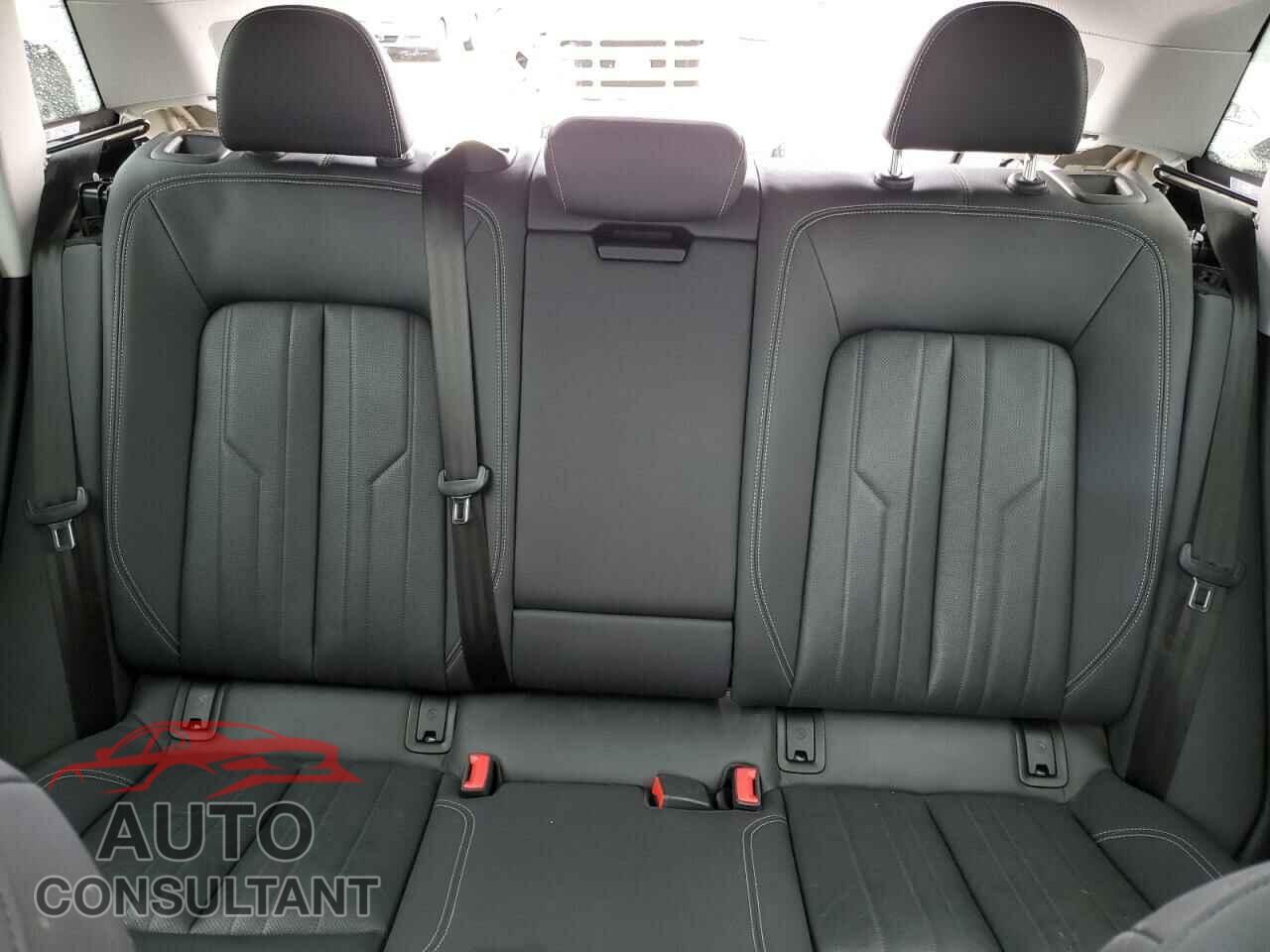 AUDI E-TRON 2019 - WA1LAAGE0KB022244