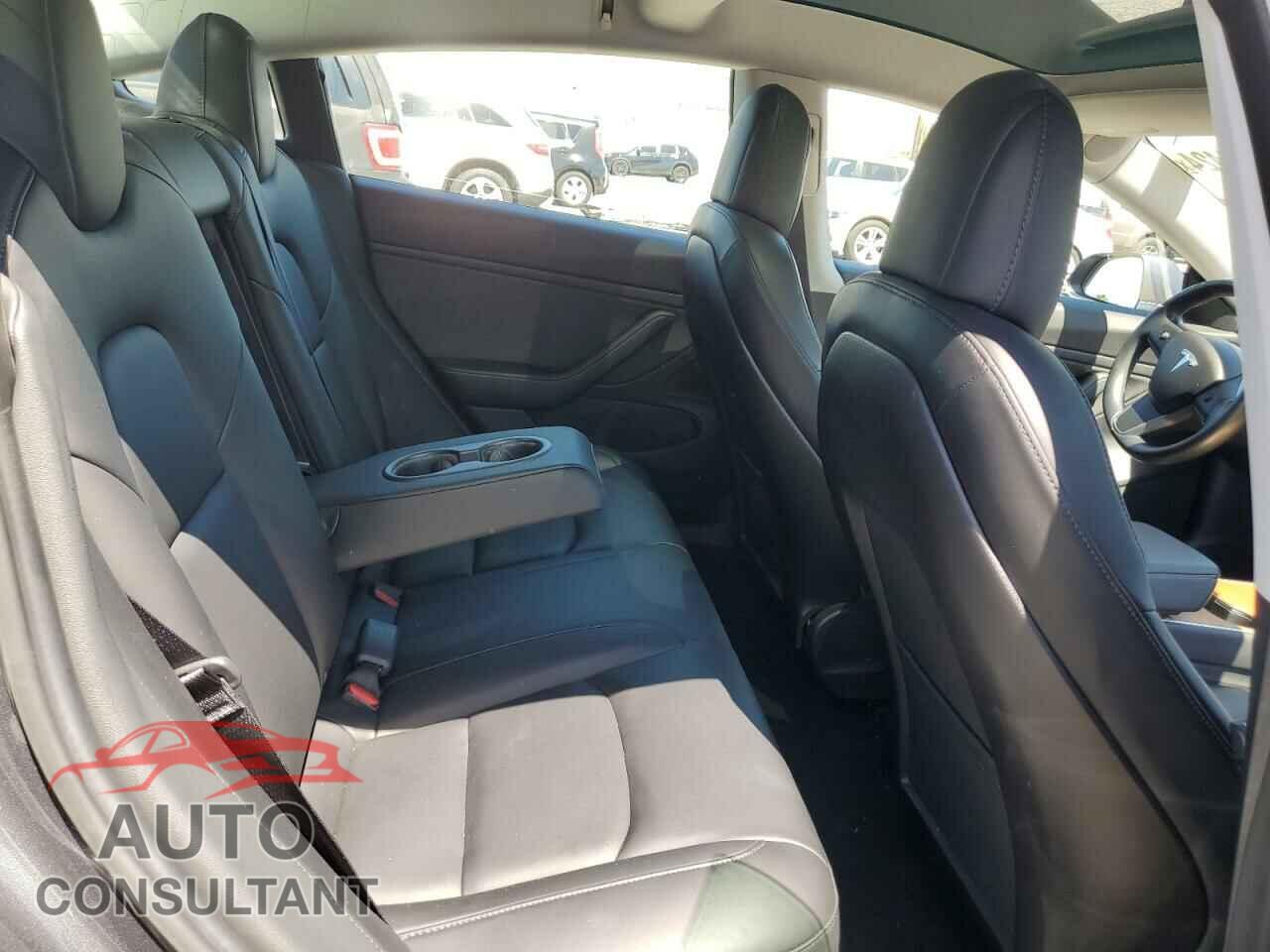TESLA MODEL 3 2019 - 5YJ3E1EA5KF298703