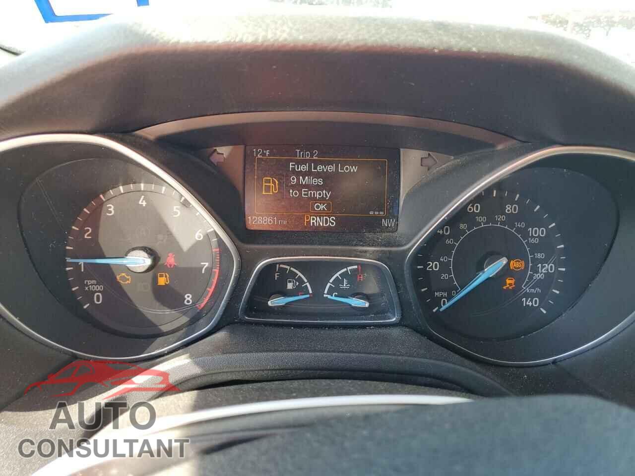 FORD FOCUS 2017 - 1FADP3M2XHL229506