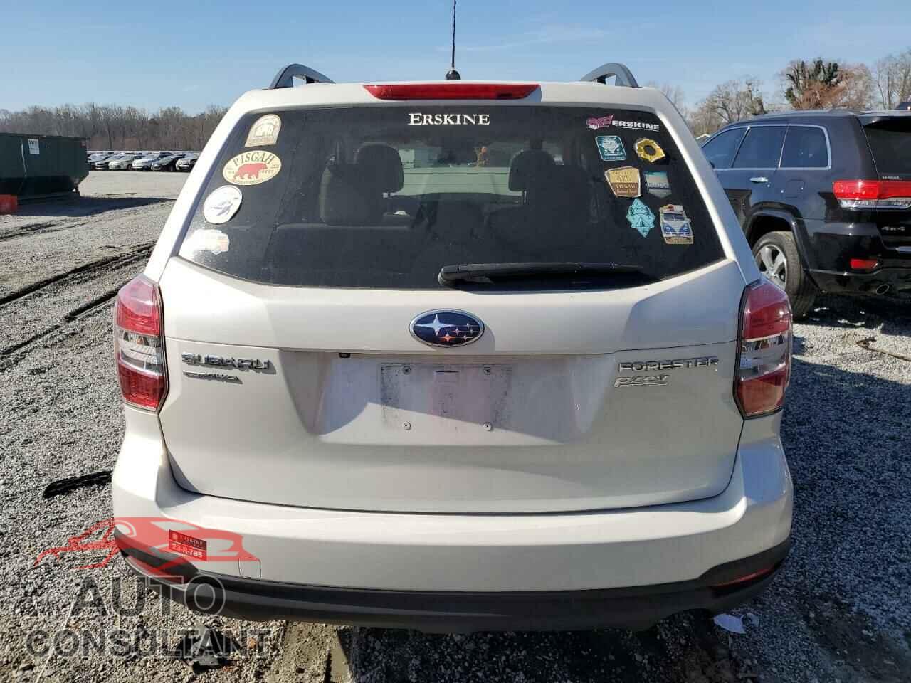 SUBARU FORESTER 2015 - JF2SJADC1FH558564