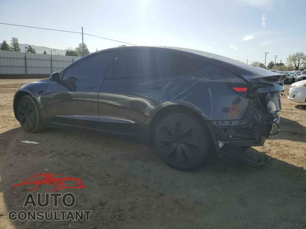 TESLA MODEL 3 2024 - 5YJ3E1EA0RF784894