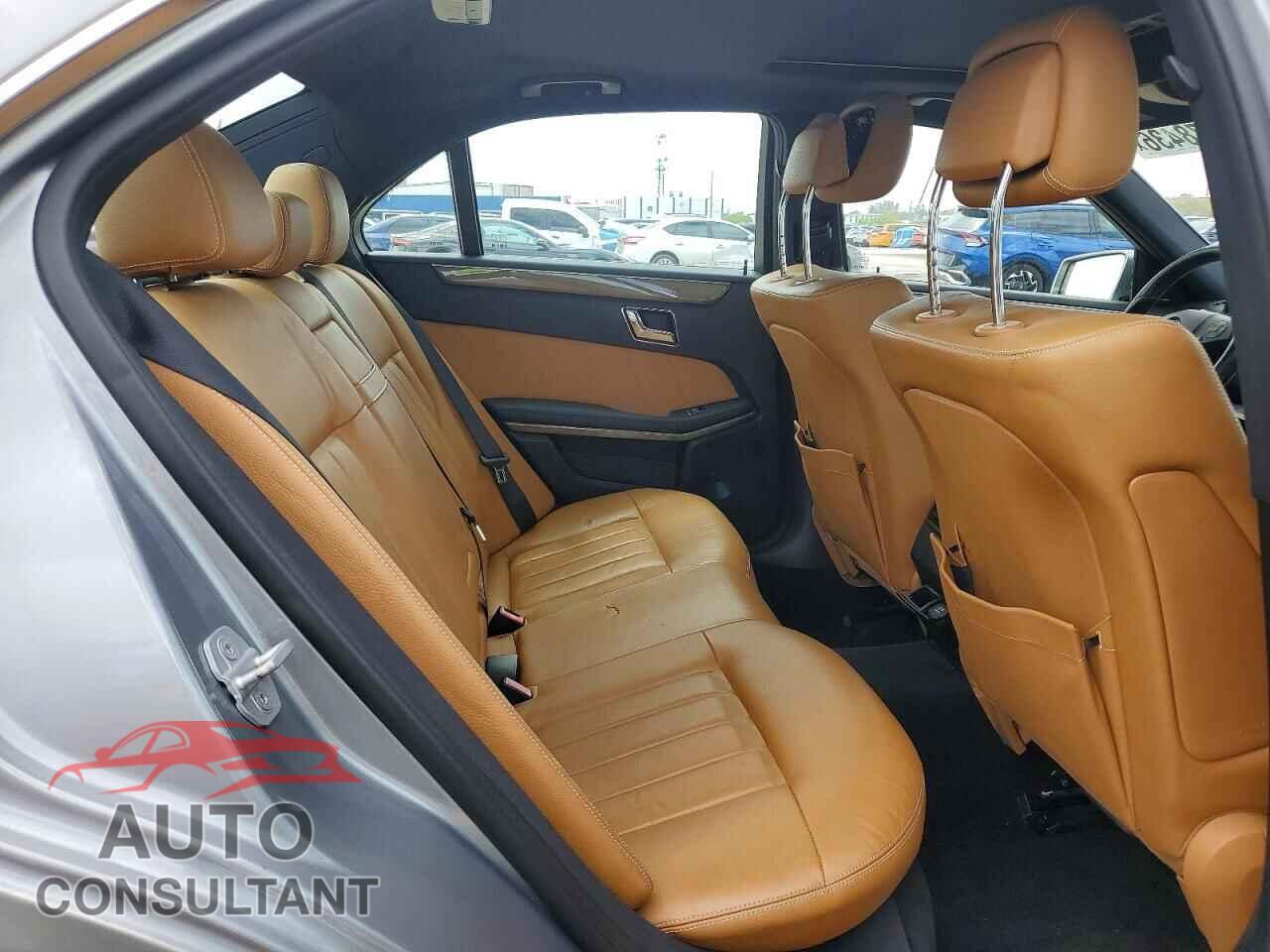 MERCEDES-BENZ E-CLASS 2010 - WDDHF5GB2AA208078