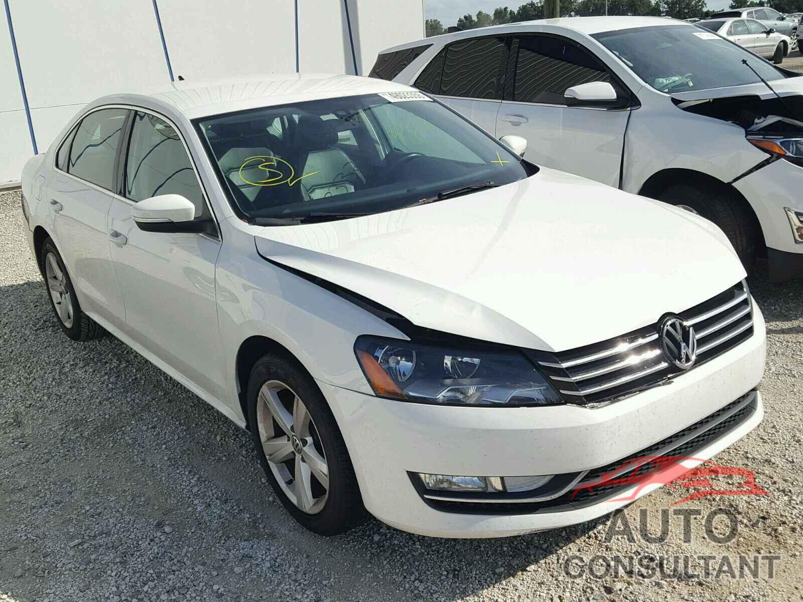 VOLKSWAGEN PASSAT 2015 - 1VWAT7A35FC092577