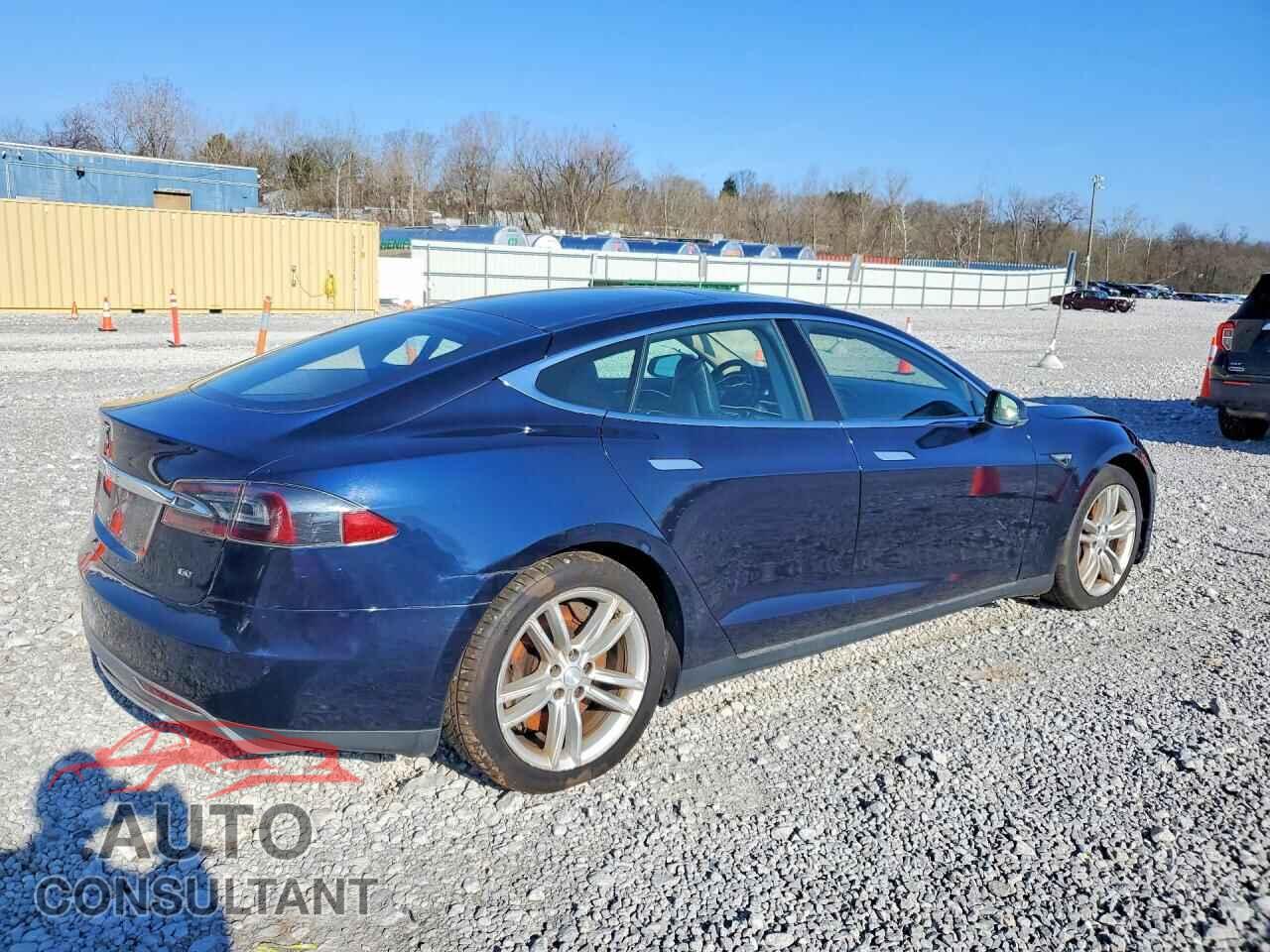 TESLA MODEL S 2013 - 5YJSA1AG5DFP08968