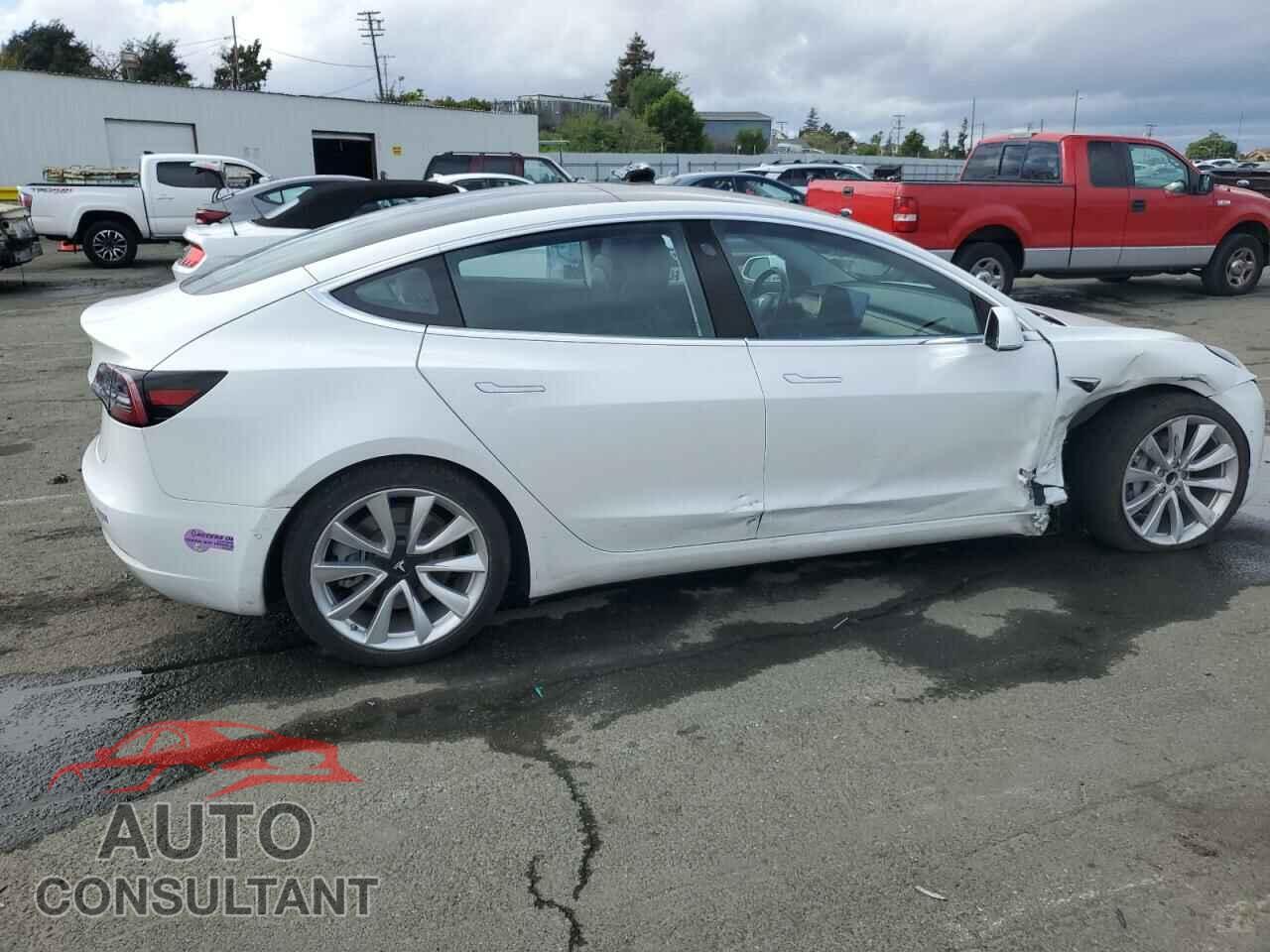 TESLA MODEL 3 2018 - 5YJ3E1EAXJF108862