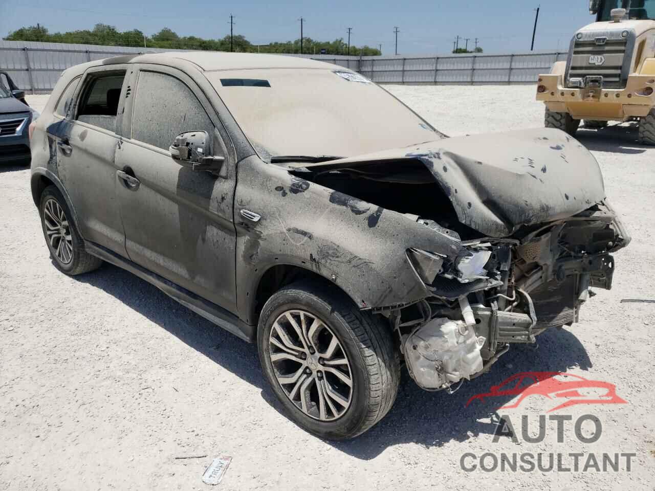 MITSUBISHI OUTLANDER 2018 - JA4AP3AU5JZ008816