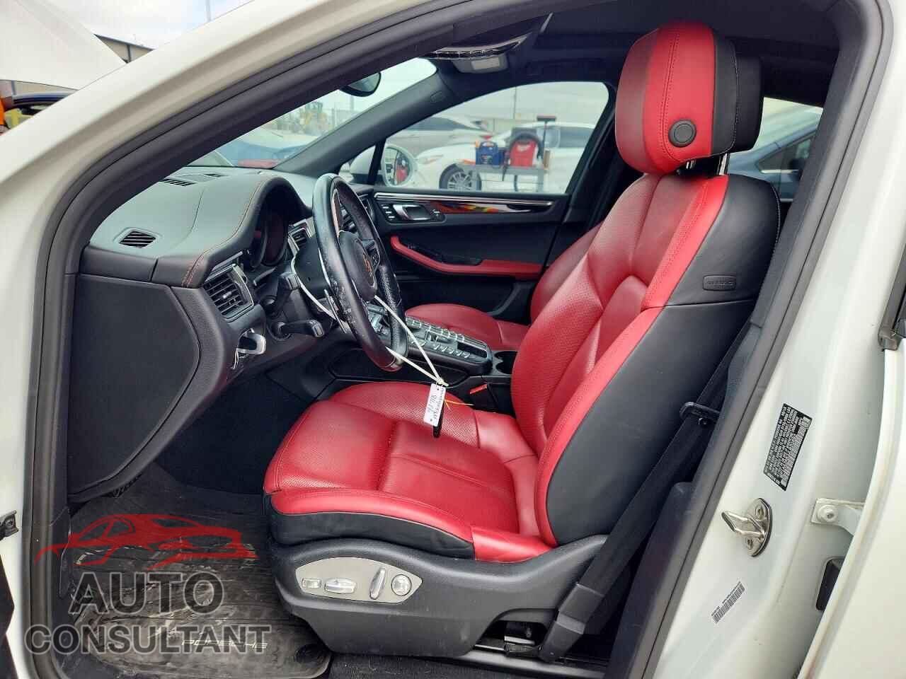 PORSCHE MACAN 2018 - WP1AA2A53JLB20493