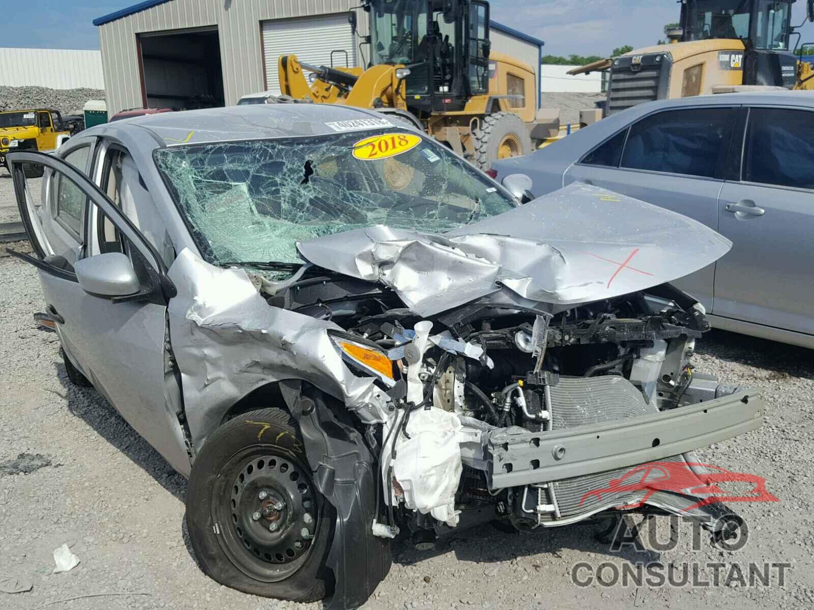 NISSAN VERSA 2018 - 3N1CN7AP5JL813585