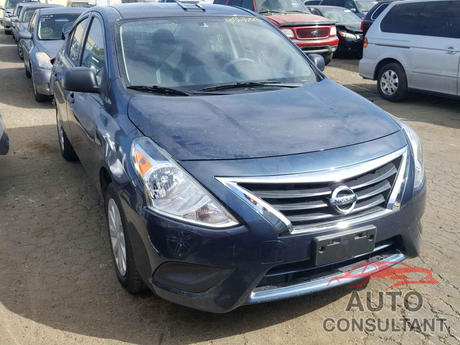 NISSAN VERSA 2015 - 3N1CN7AP8FL949152