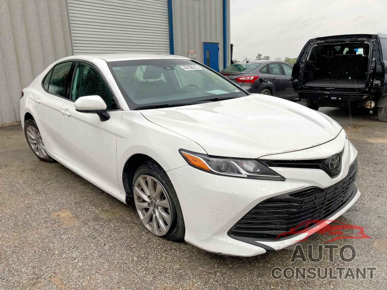 TOYOTA CAMRY 2019 - 4T1B11HK1KU755456