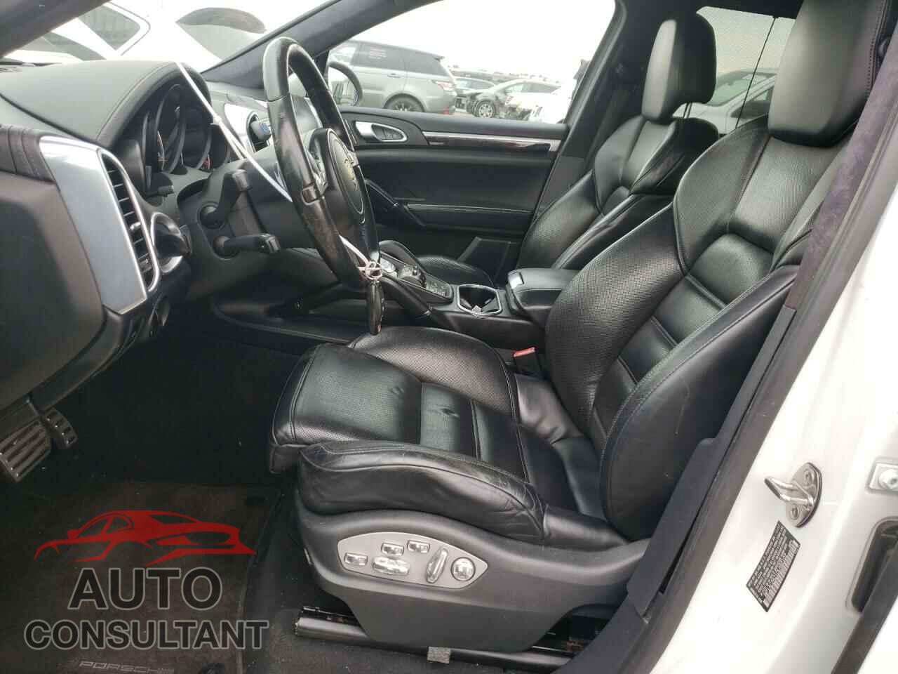 PORSCHE CAYENNE 2013 - WP1AC2A21DLA92102