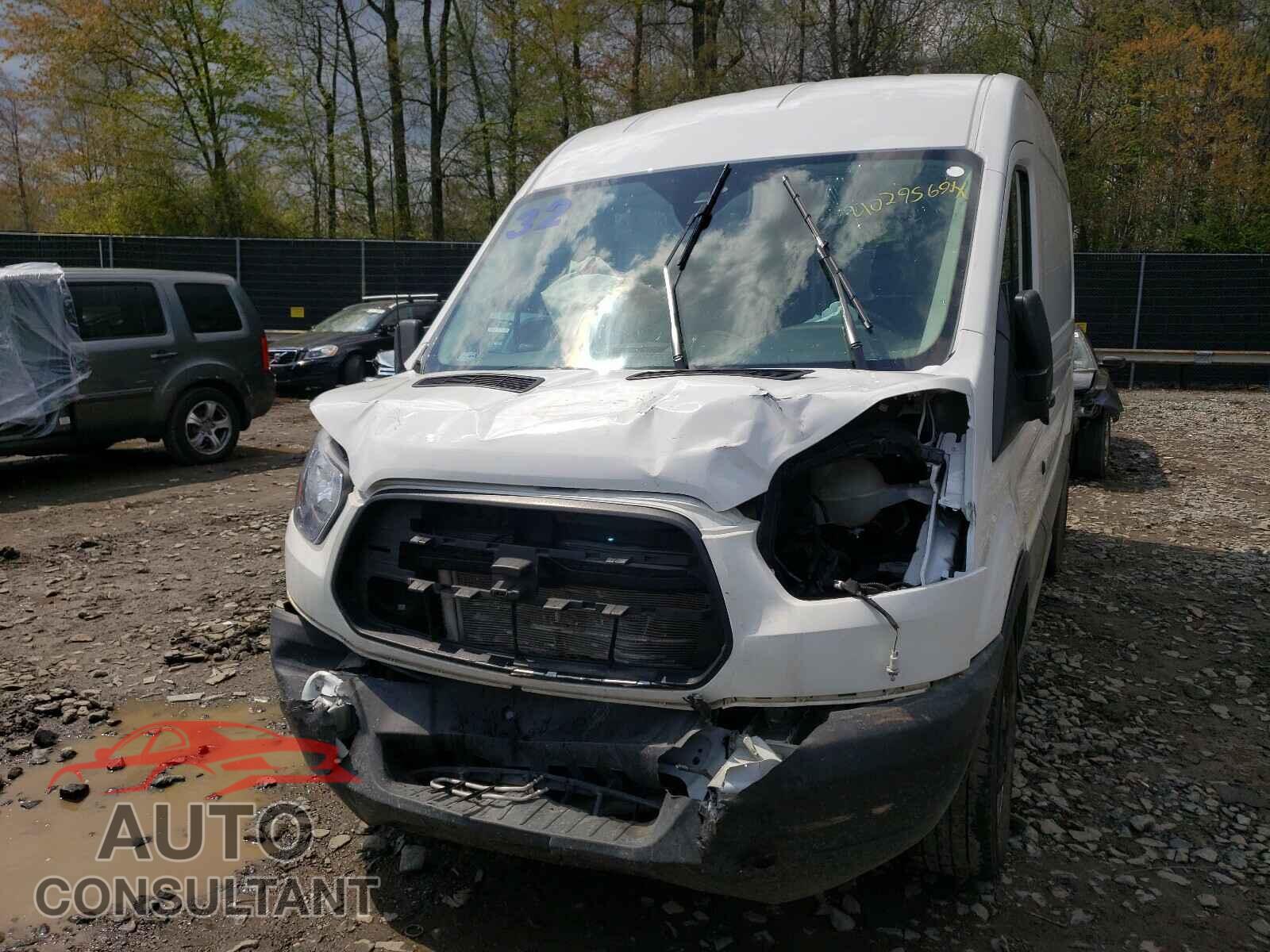 FORD TRANSIT CO 2019 - 1FTYR2CM2KKB46510