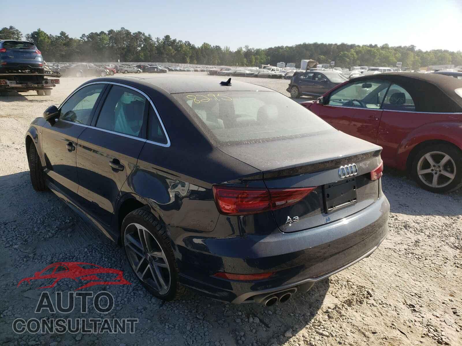 AUDI A3 2019 - WAUGUGFF2KA078295