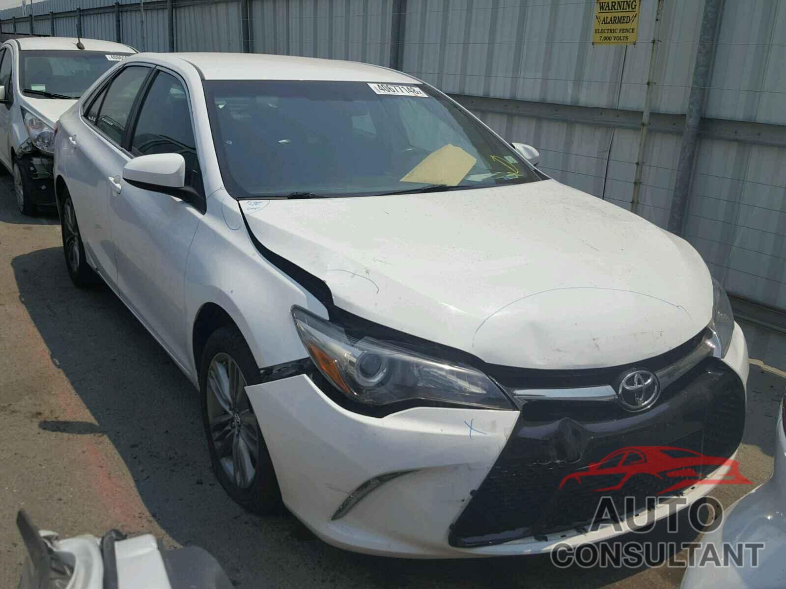 TOYOTA CAMRY 2015 - 4T1BF1FKXFU040444