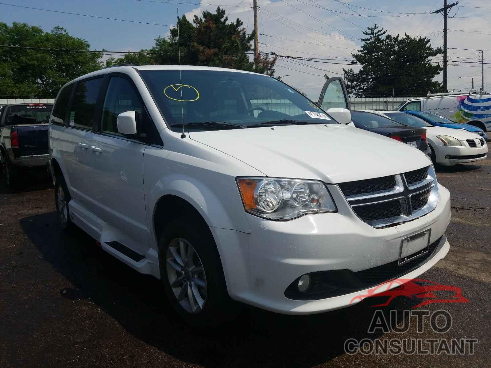 DODGE GRAND CARA 2018 - 2C4RDGCG3JR179364