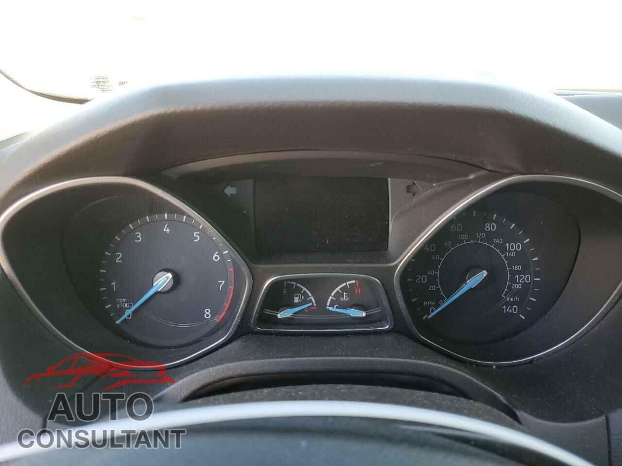 FORD FOCUS 2017 - 1FADP3E27HL294425