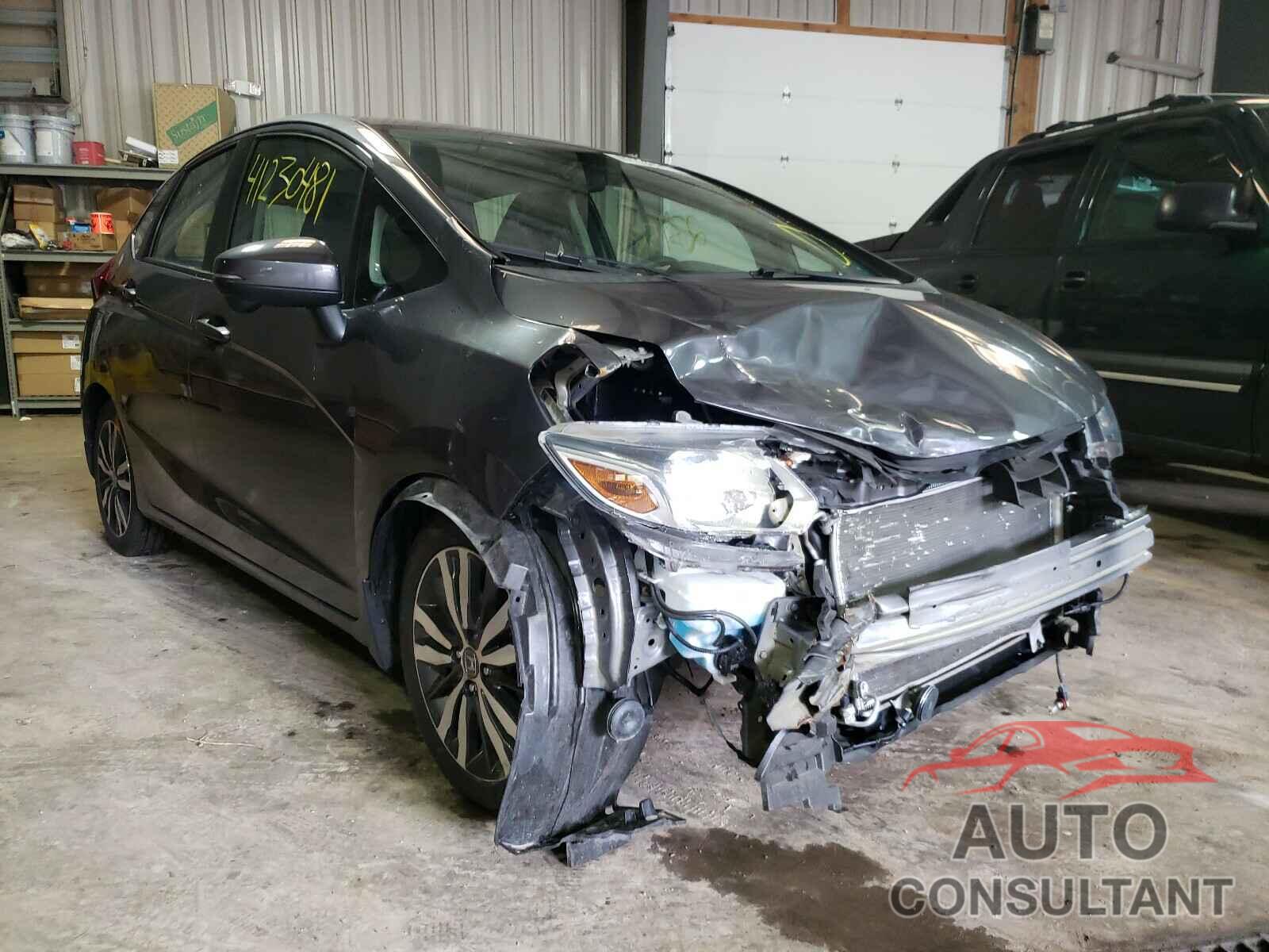 HONDA FIT 2016 - 3HGGK5H84GM705196