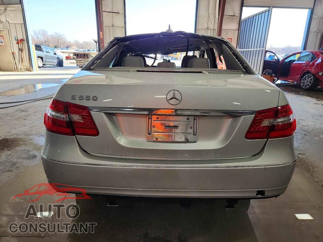 MERCEDES-BENZ E-CLASS 2011 - WDDHF7CB3BA421818