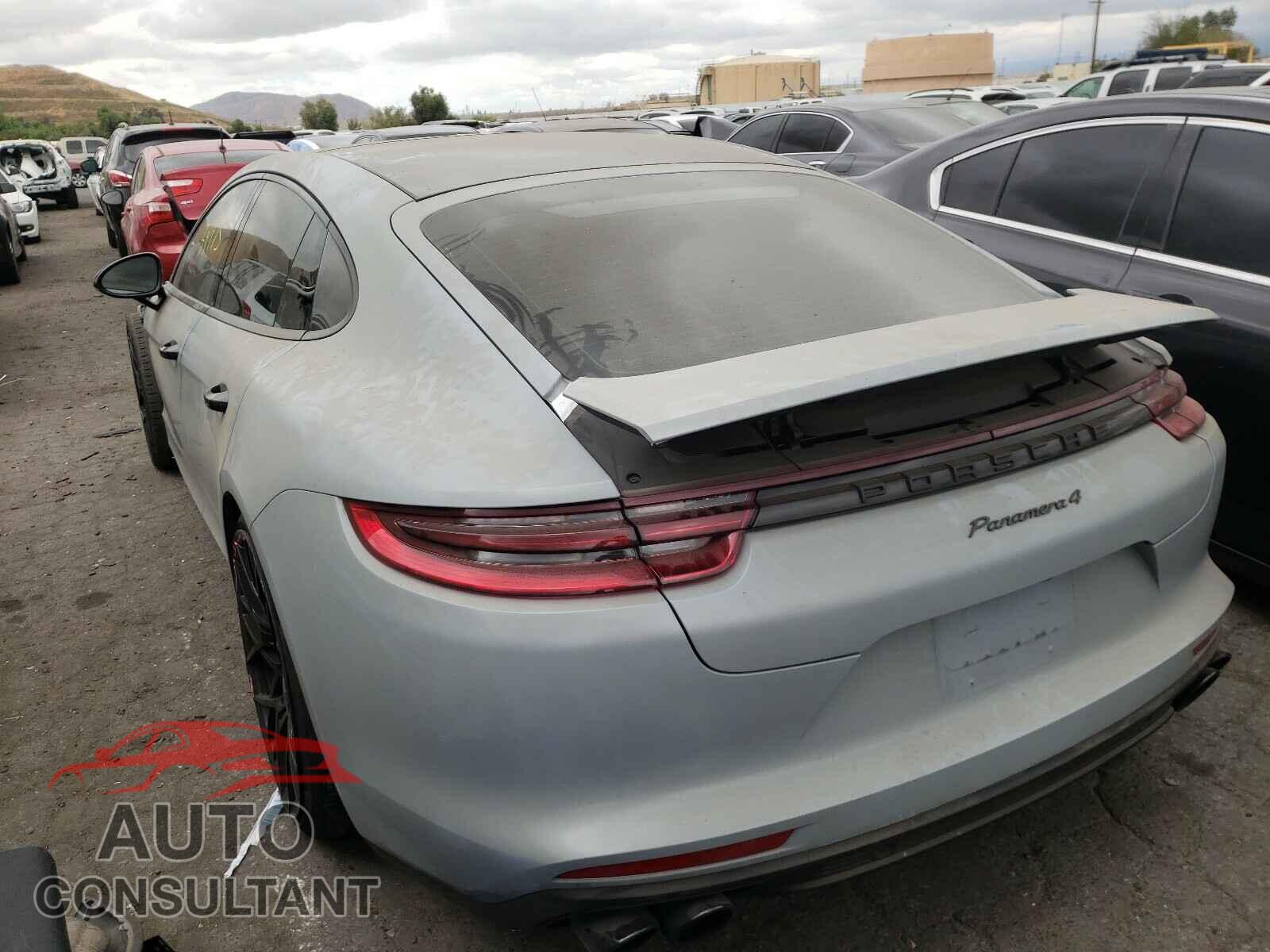 PORSCHE PANAMERA 2017 - WP0AA2A78HL101886
