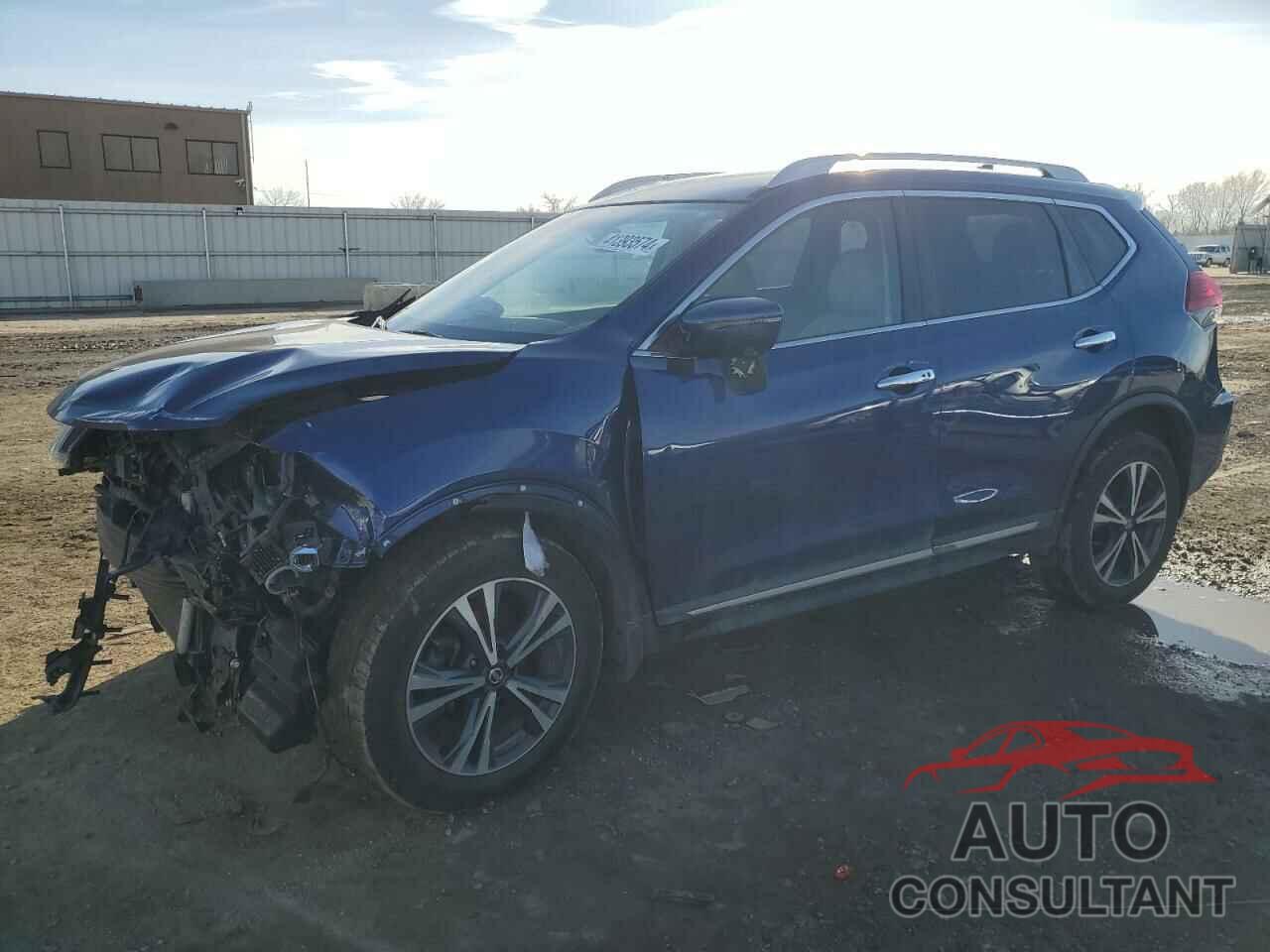 NISSAN ROGUE 2017 - 5N1AT2MV7HC862134