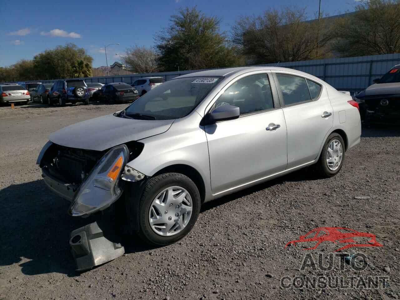 NISSAN VERSA 2018 - 3N1CN7AP7JL808050