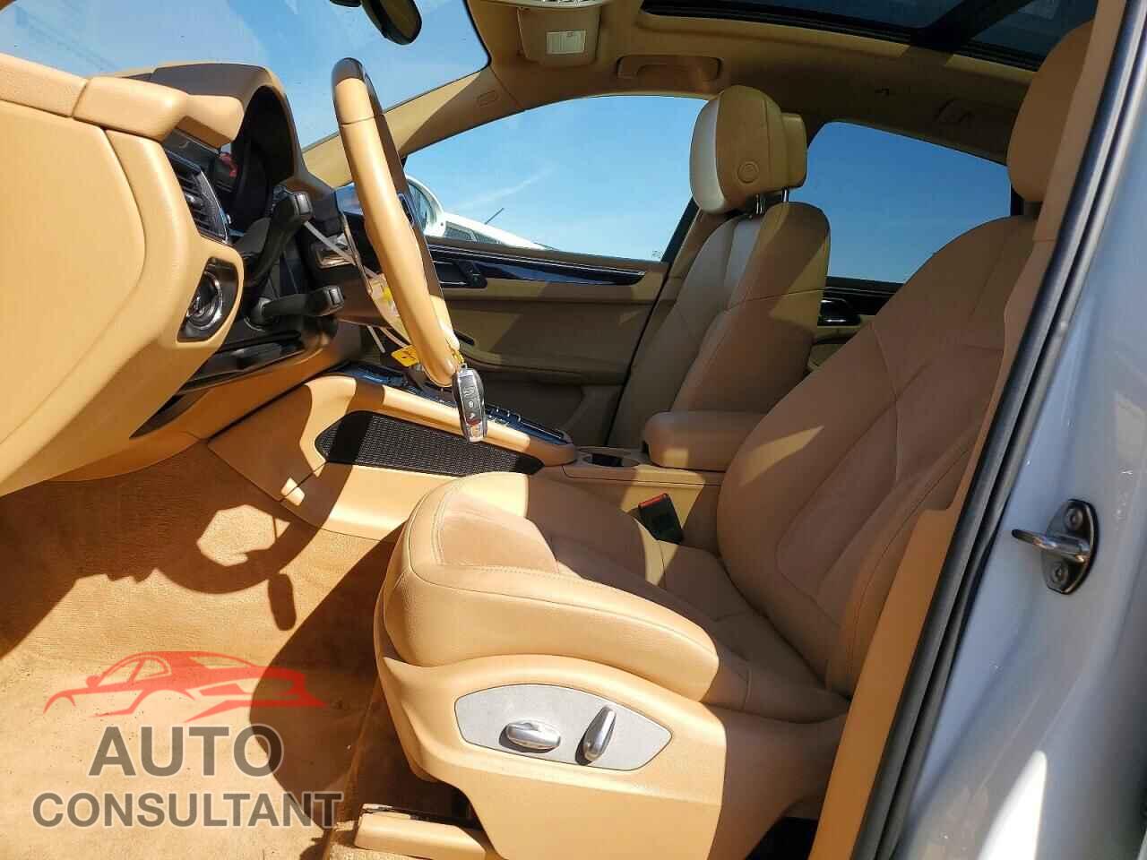 PORSCHE MACAN 2017 - WP1AA2A5XHLB01367