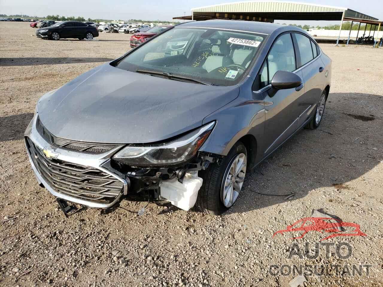 CHEVROLET CRUZE 2019 - 1G1BE5SM1K7102255