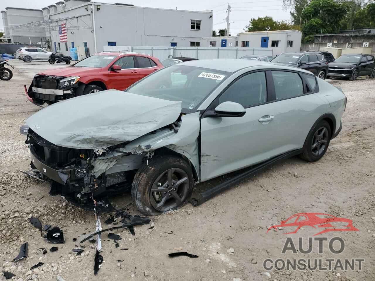 KIA K4 LX 2025 - 3KPFT4DE5SE003534