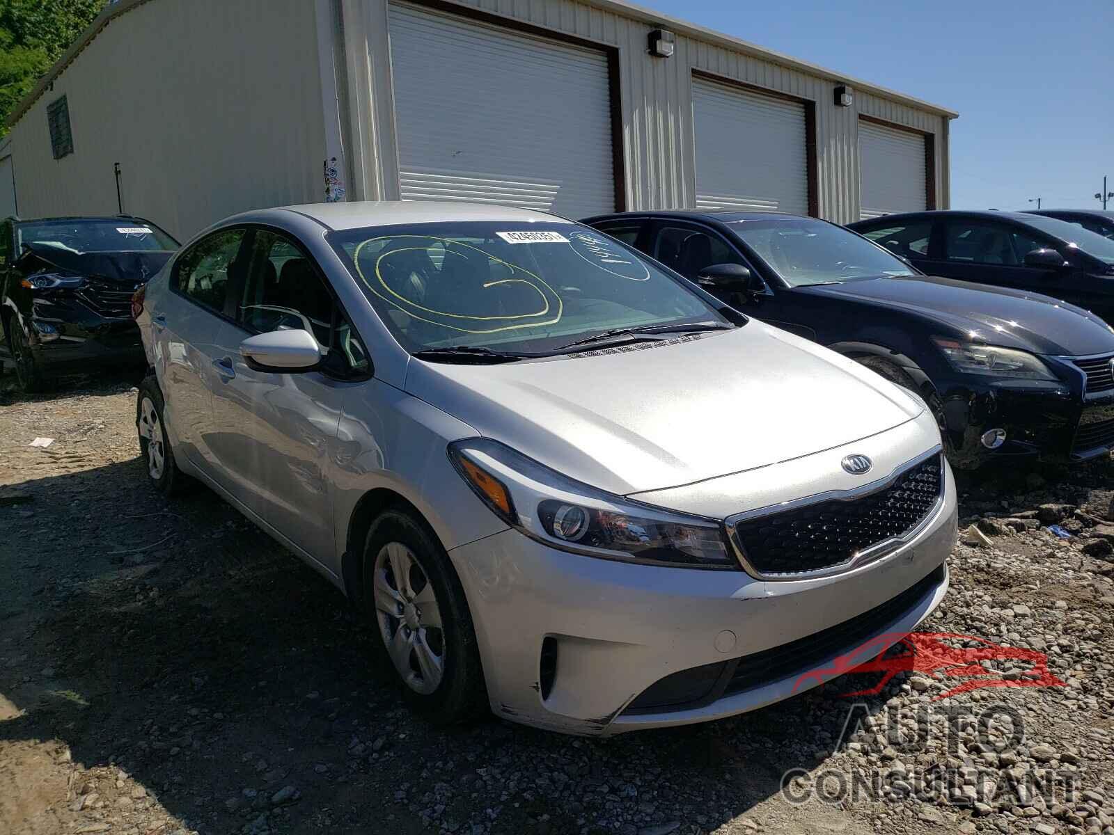 KIA FORTE 2017 - 3KPFK4A74HE031505