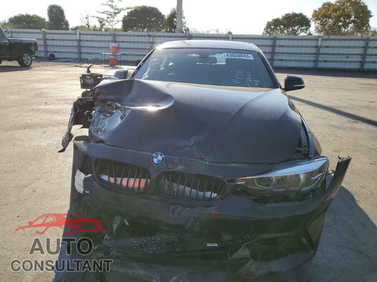 BMW 4 SERIES 2018 - WBA4J5C57JBF07910