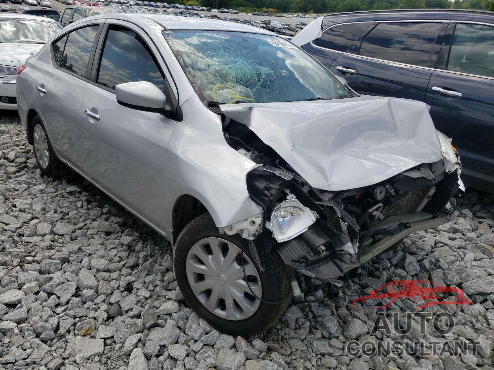 NISSAN VERSA 2017 - 3N1CN7AP8HL855145