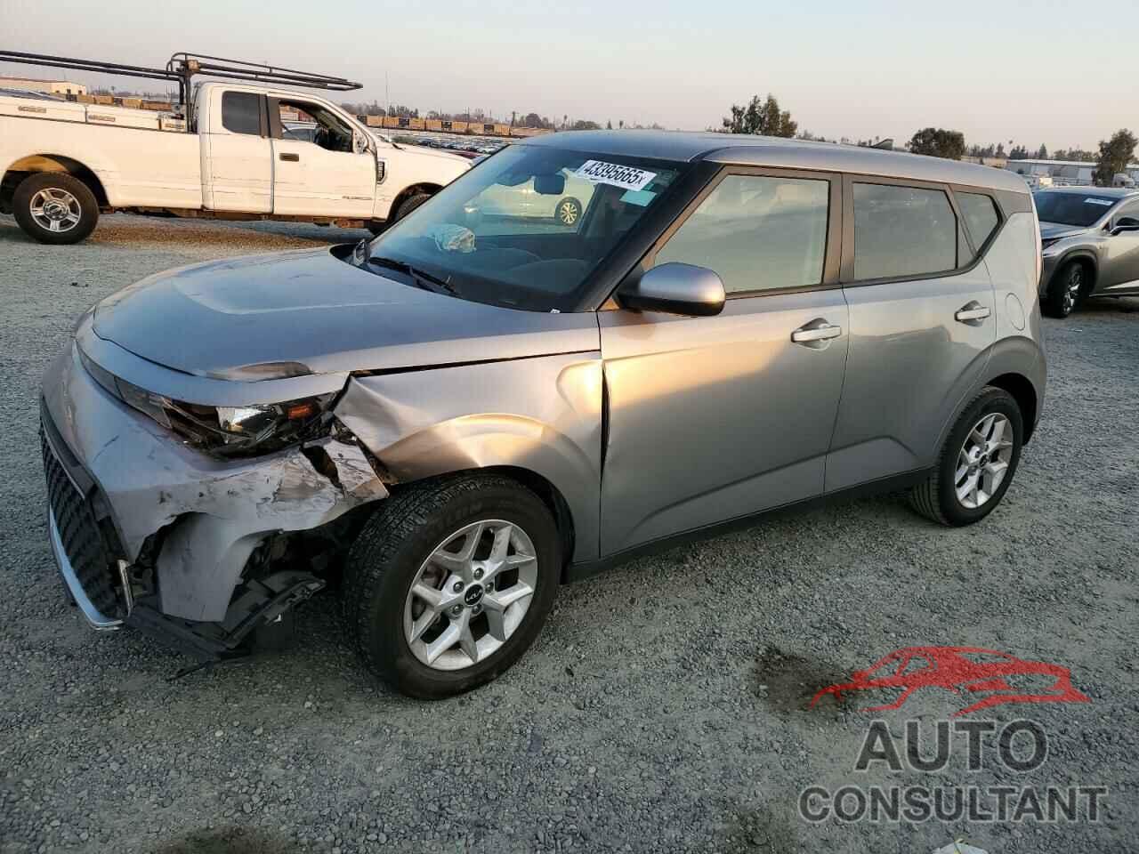 KIA SOUL 2023 - KNDJ23AU8P7877709