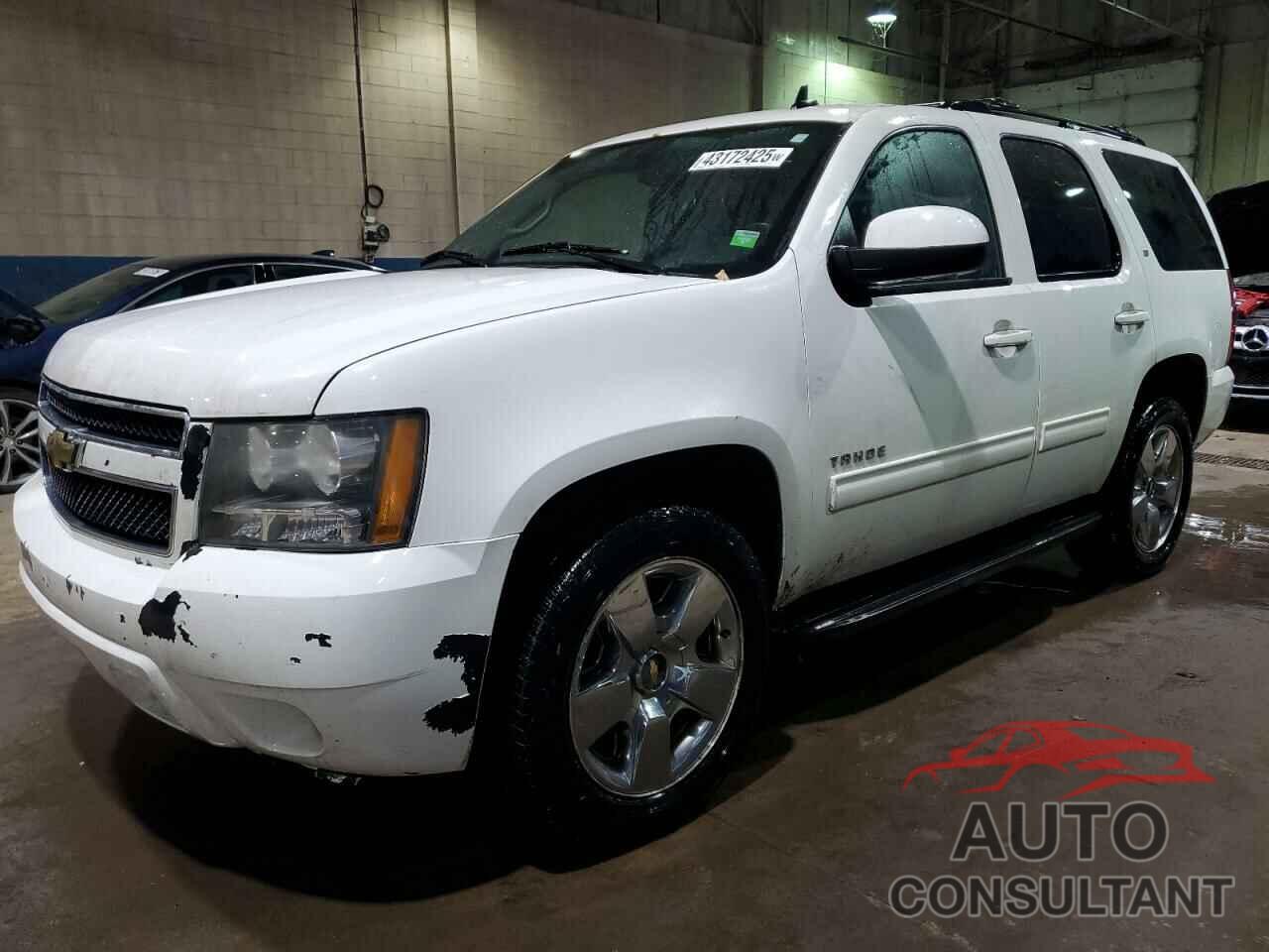 CHEVROLET TAHOE 2011 - 1GNSCBE03BR382129