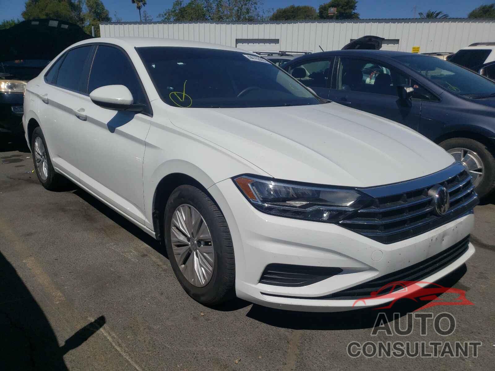 VOLKSWAGEN JETTA 2019 - 3VWC57BU4KM209763