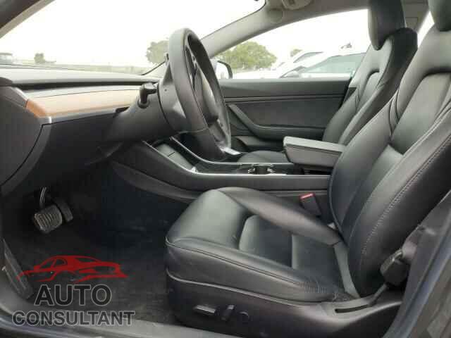 TESLA MODEL 3 2019 - 5YJ3E1EB7KF521509