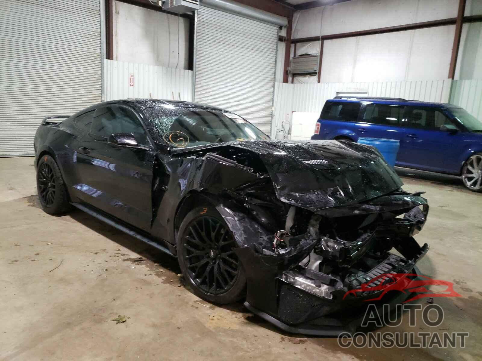 FORD MUSTANG 2019 - 1FA6P8CF8K5129393