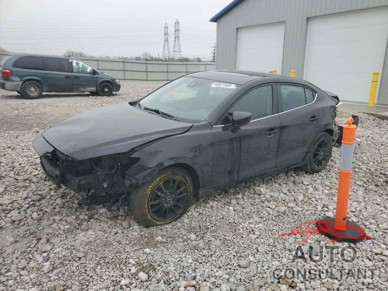 MAZDA 3 2018 - 3MZBN1V34JM256754